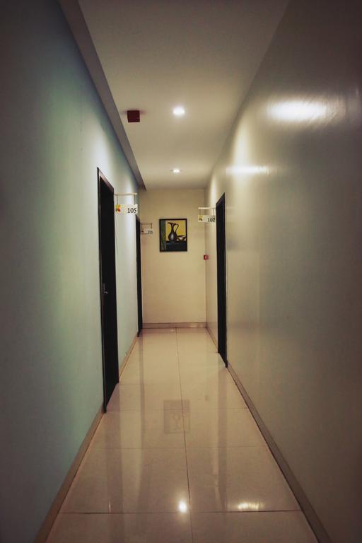 Oyo 710 Hotel Kshitij Pune Eksteriør billede