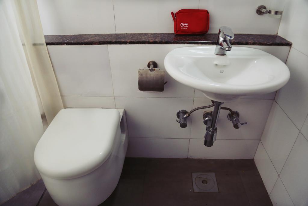 Oyo 710 Hotel Kshitij Pune Eksteriør billede